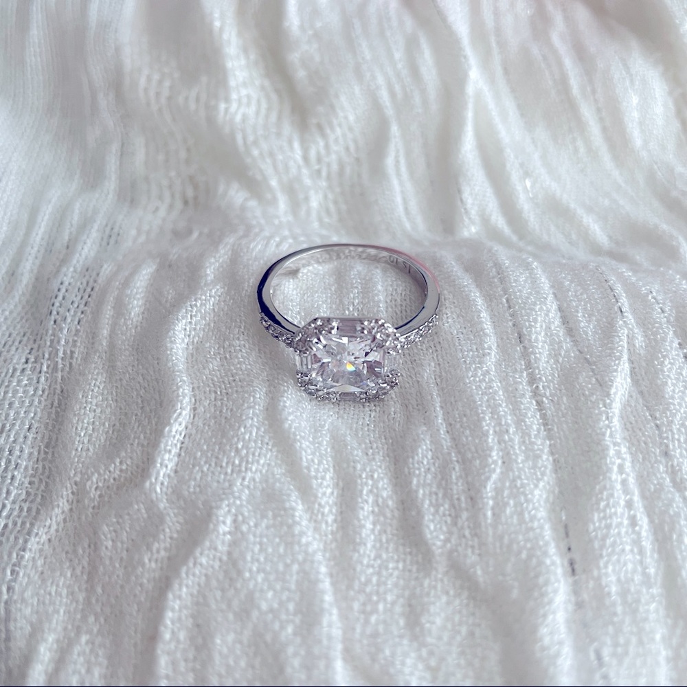 Lia Sophia Solitaire Ring